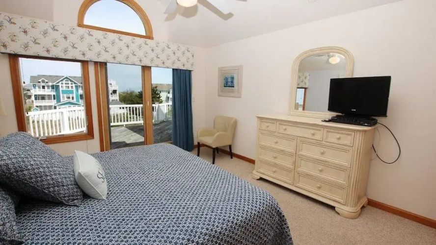 Coastal View IV - 6 Br Home