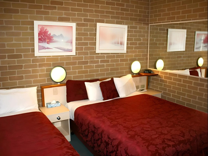 Grand Manor Motor Inn - Queanbeyan