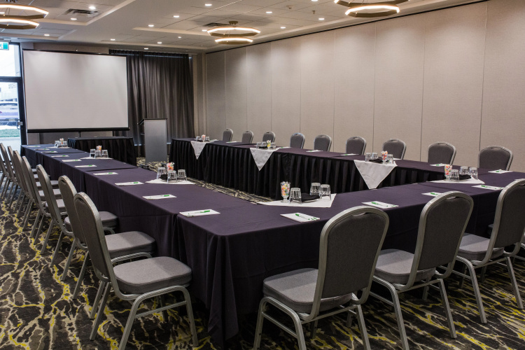 Holiday Inn & Suites Calgary South - Conference Center photo 21