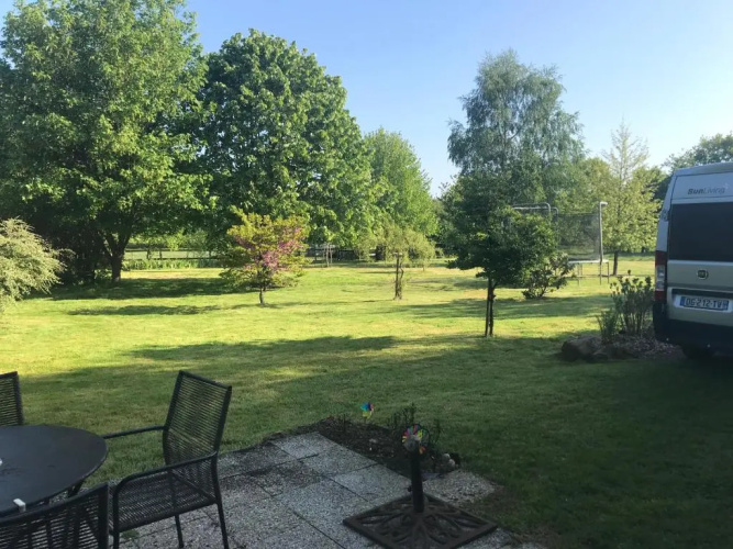 Chambre au calme à la campagne