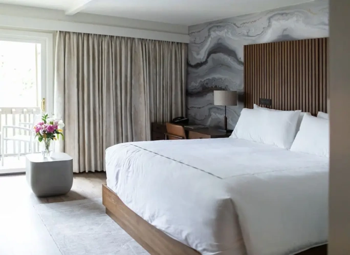 Standard Double room with balcony and with mountain view