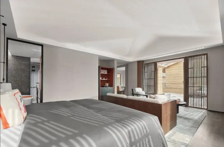 Double Suite