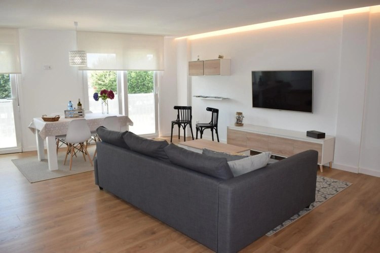 Nuevo apartamento céntrico junto al mar