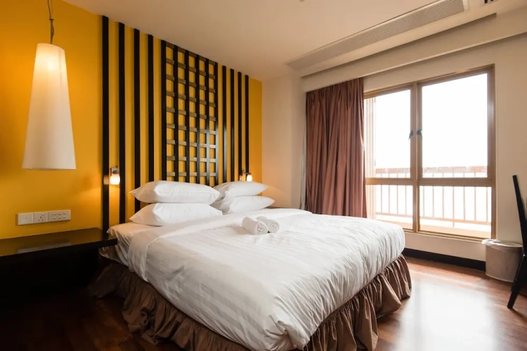 Executive Suite with balcony