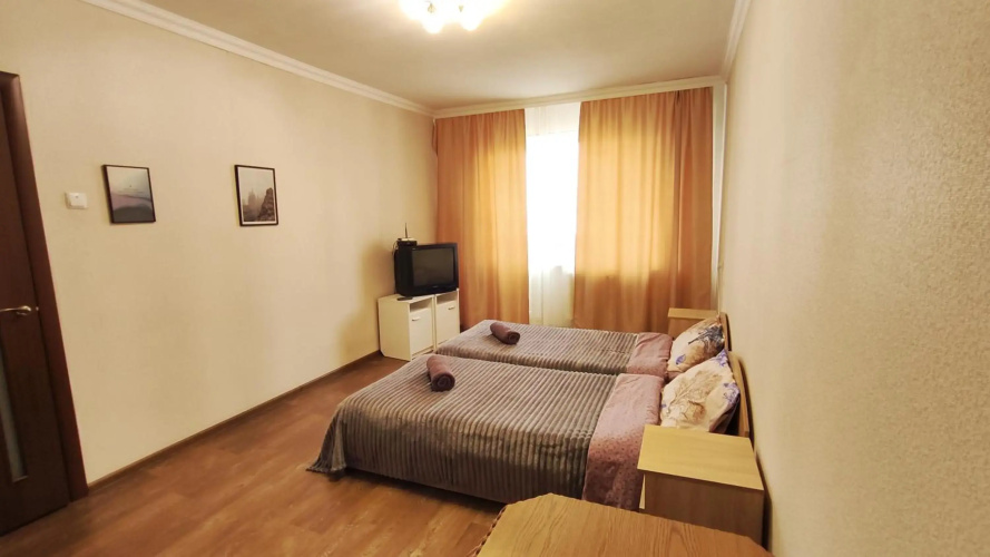Водопійна 19 CityRooms