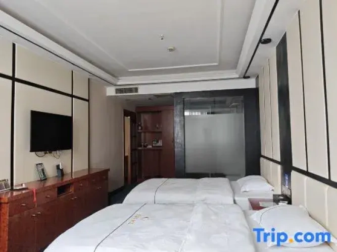 Deluxe Double Suite