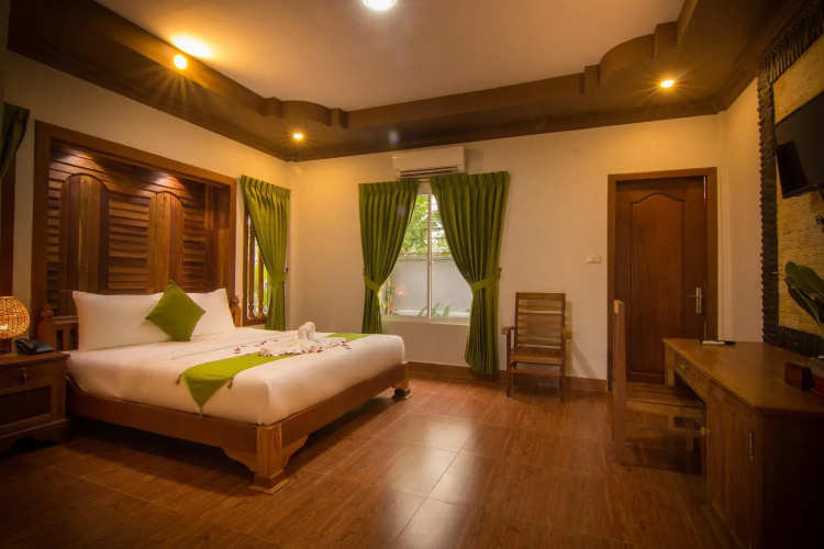 Ravorn Villa Boutique