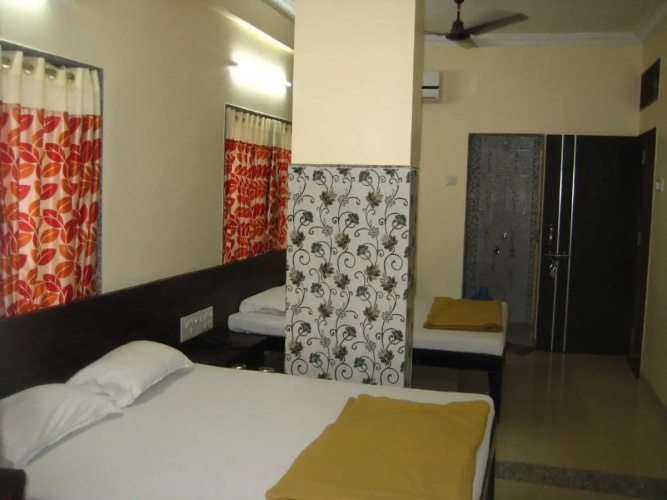 Hotel Yogiraj