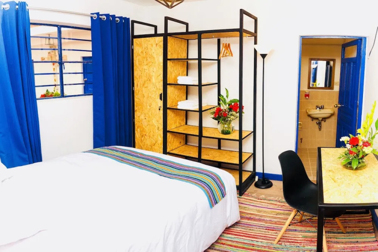 Saqray Hostel