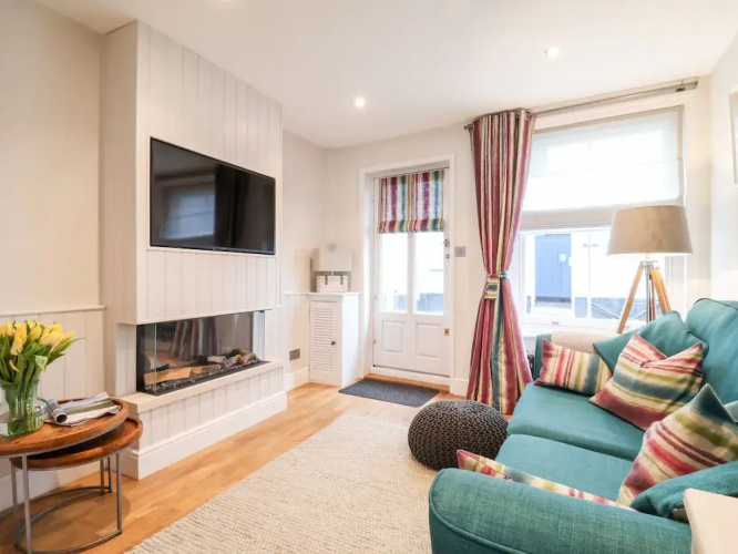 51 Tern Cottage, Aldeburgh