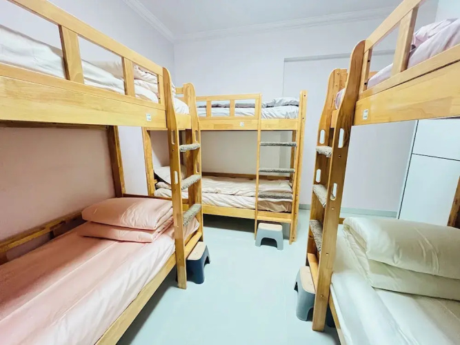Canon Youth Hostel
