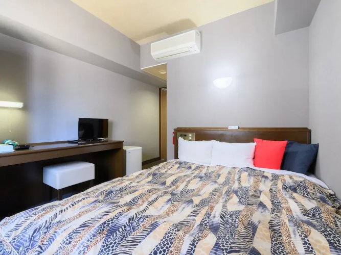Tabist IWATA Station Hotel