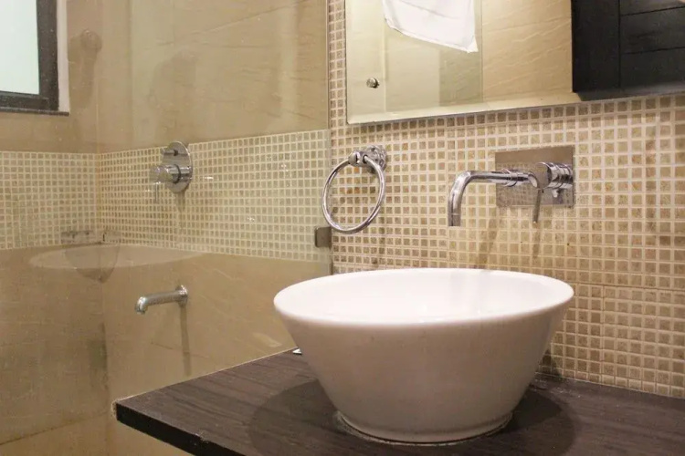 OYO 605 Hotel Camria