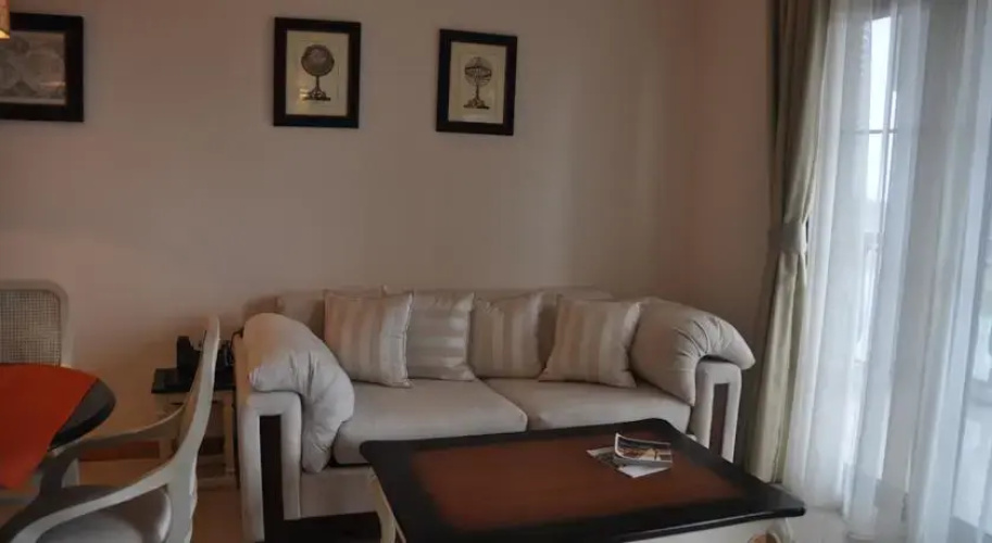 Thracian Cliffs Owners Apartments