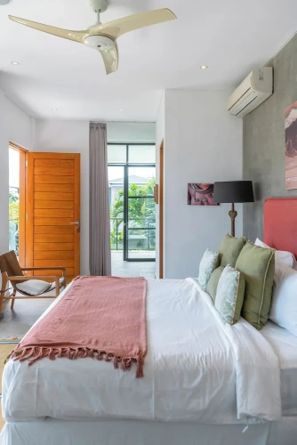3 Bedrooms Luxury Villa