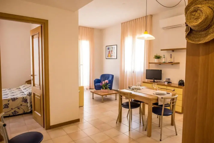 Riviera Residence