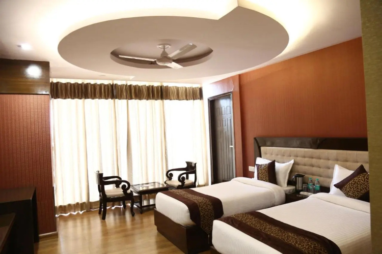 Treebo Elysee, Patel Nagar