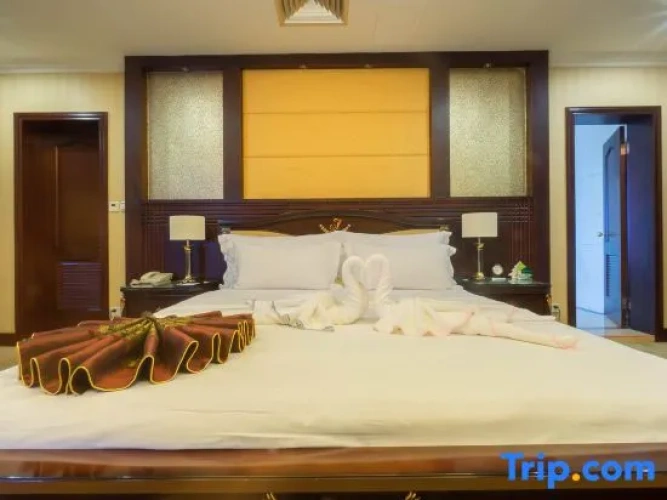 Deluxe Double Suite