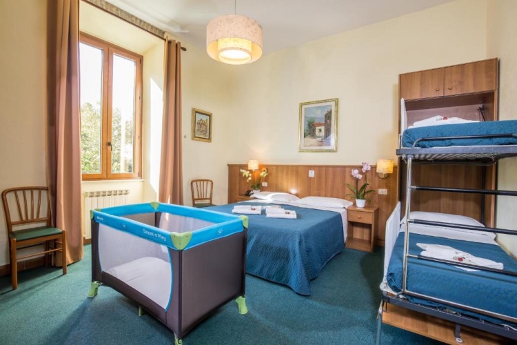 Superior Quadruple room
