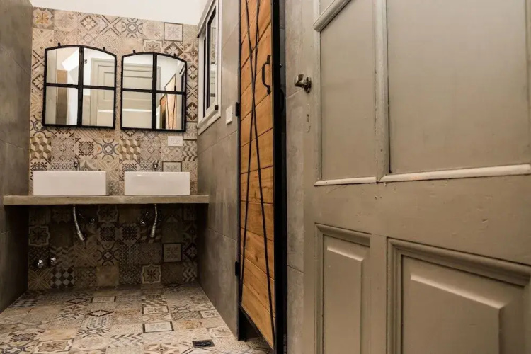 Benita Hostel