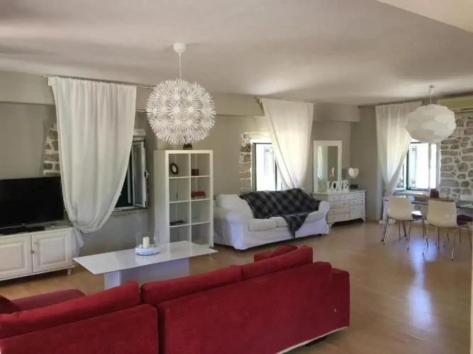 Deluxe Villa