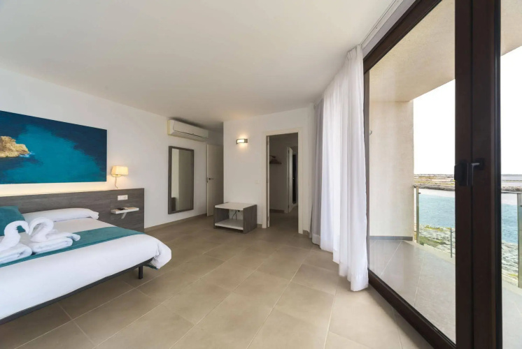 Caprice Skyline Aparthotel