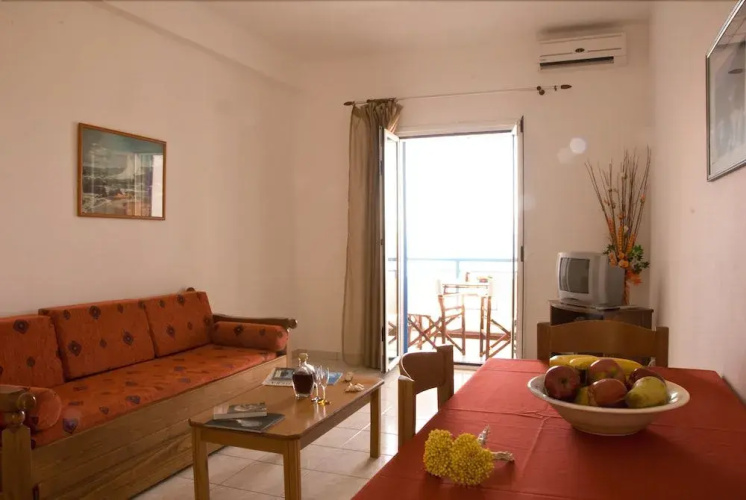 Athena Apartments & Studios