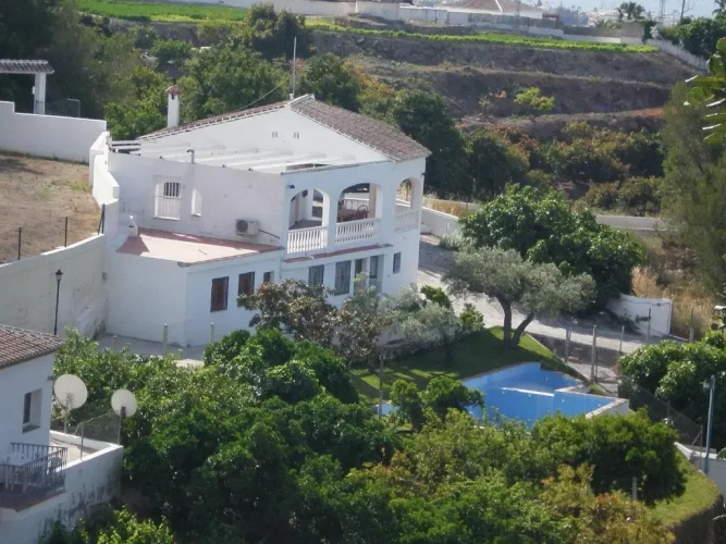 2 Bedrooms Double Villa
