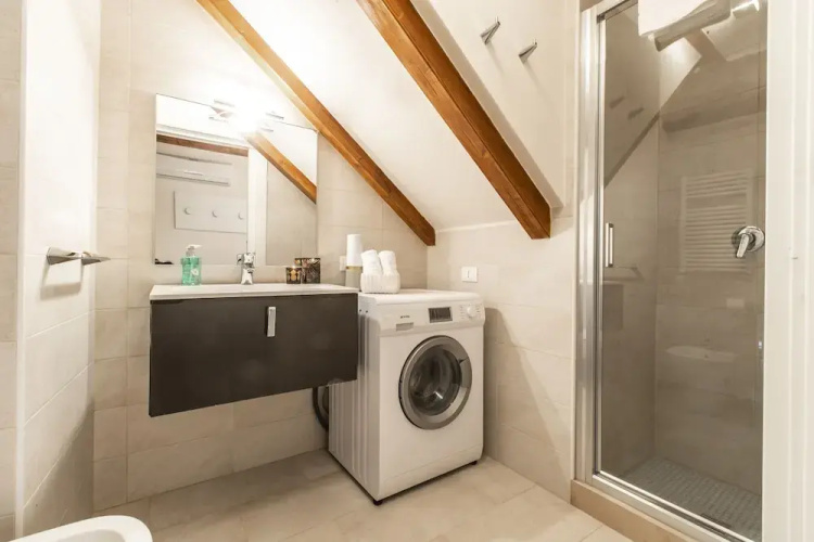Venetian Superior Apartment R&R