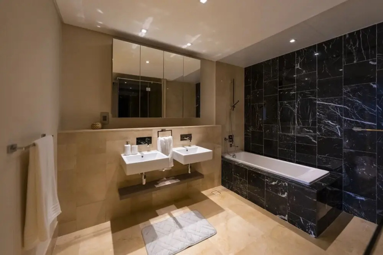 Cozy beachfront 1 bedroom apartment -Th8