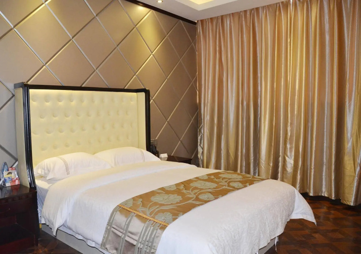 W Kardon Hotel