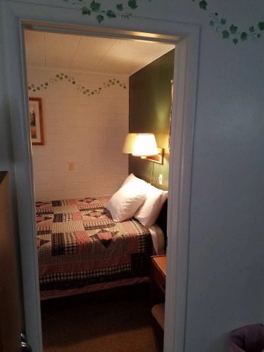 Lamplighter Lodge