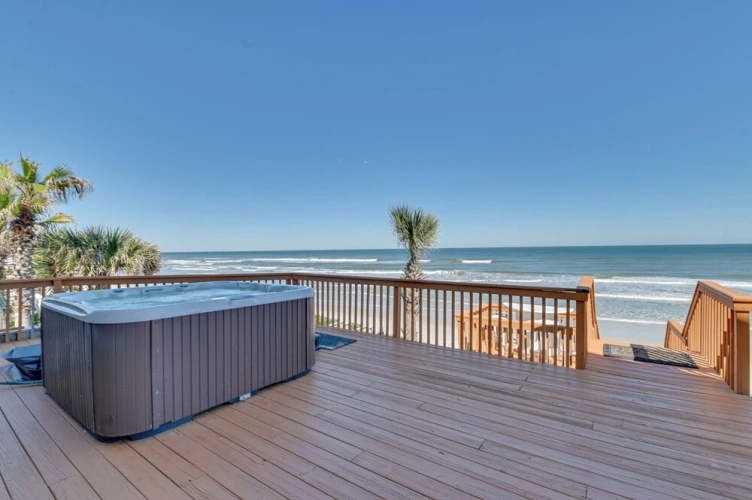 3 Bedrooms Cottage with balcony