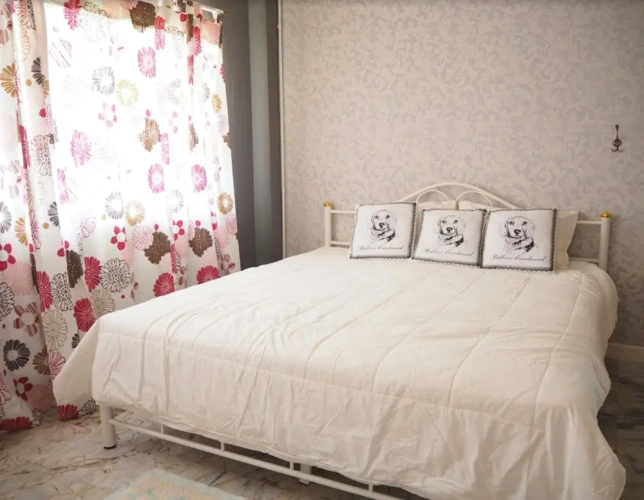 2 Bedrooms Cottage