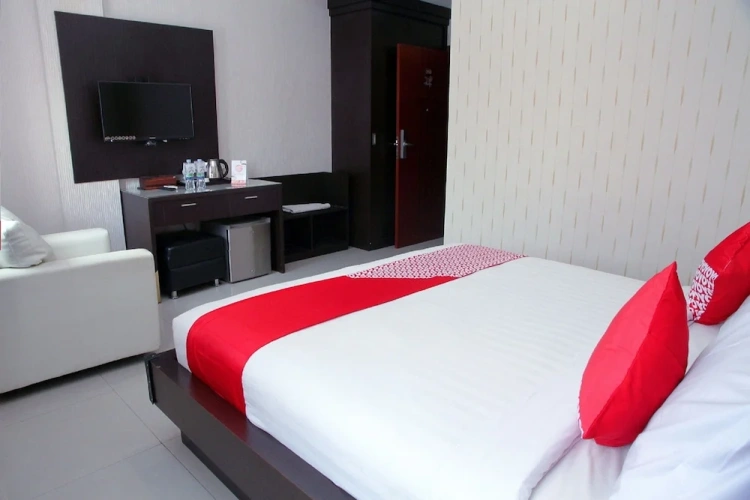 Deluxe Suite