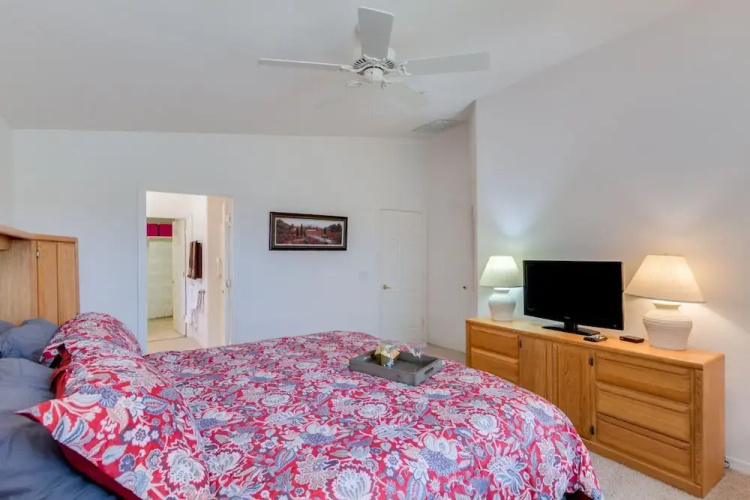 La Costa - 2 Br home by RedAwning