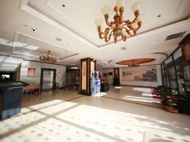 Lantai Hotel