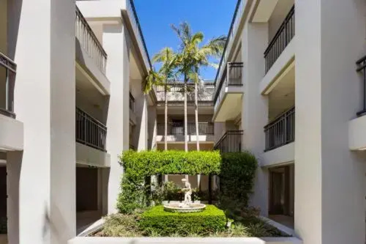 Woolloomooloo Self Contained Modern Apartment