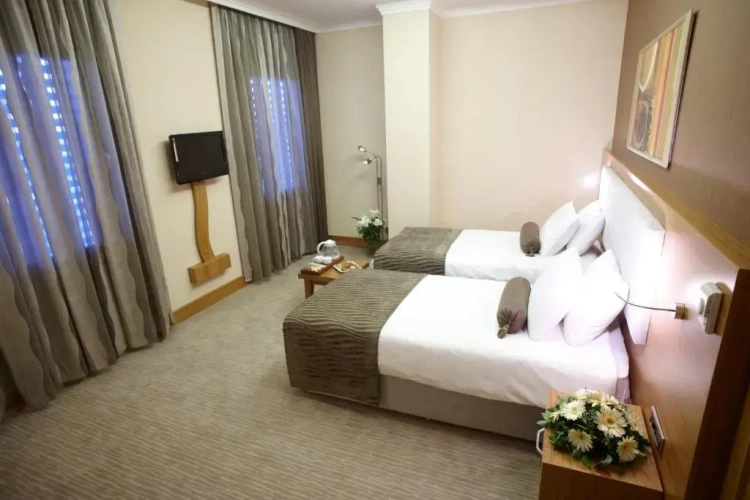 Suite with view