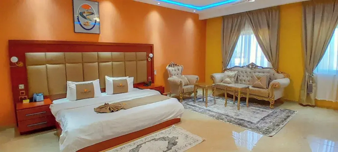 Heartland Hotel