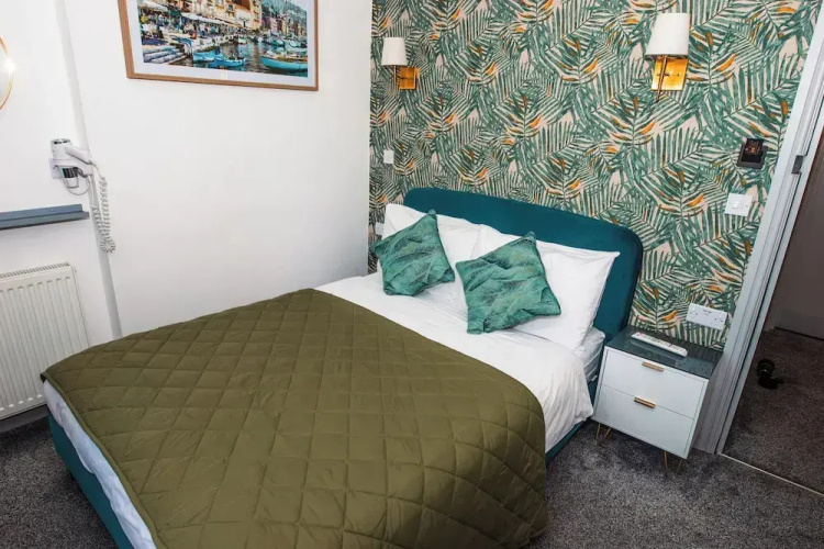 Elgano Guest House