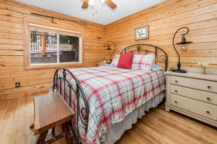 Moon Bear Lodge