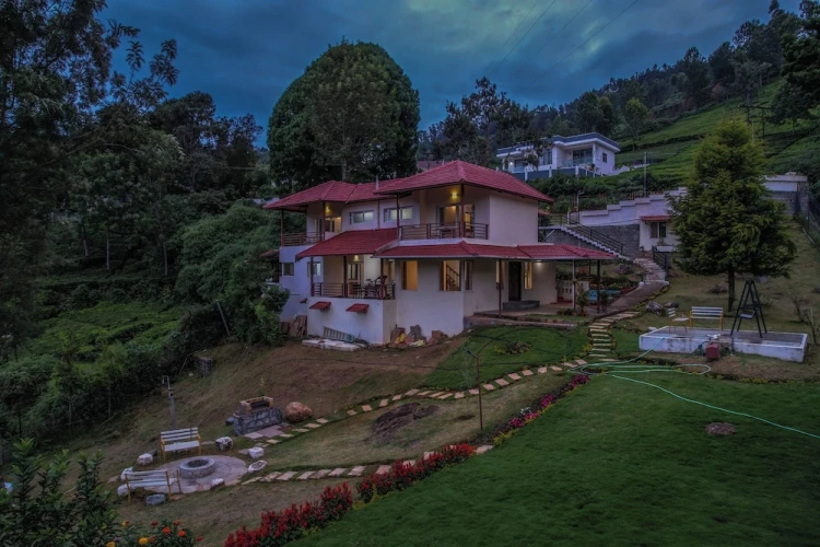 Deluxe Villa with balcony
