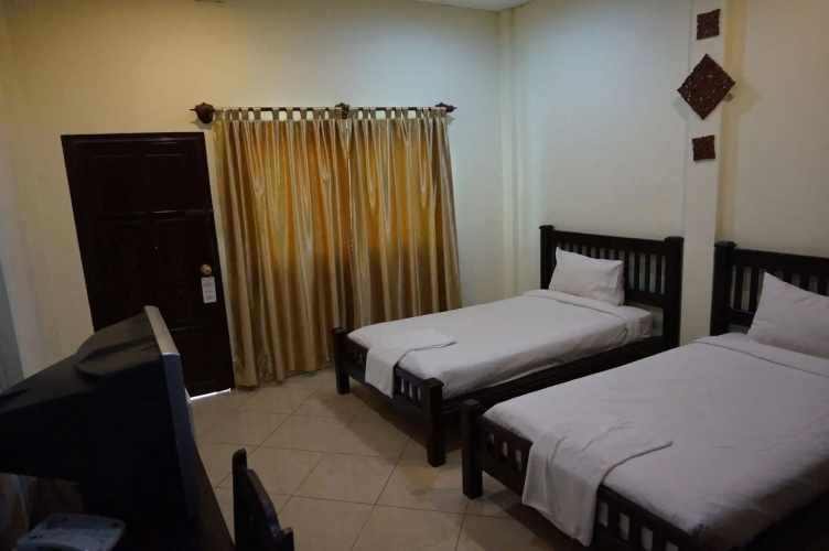 Domon Hotel