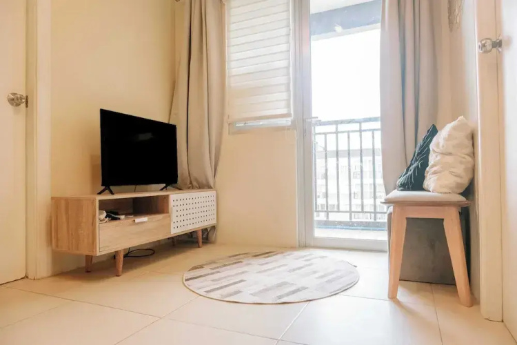 Spacious & Stylish City Haven