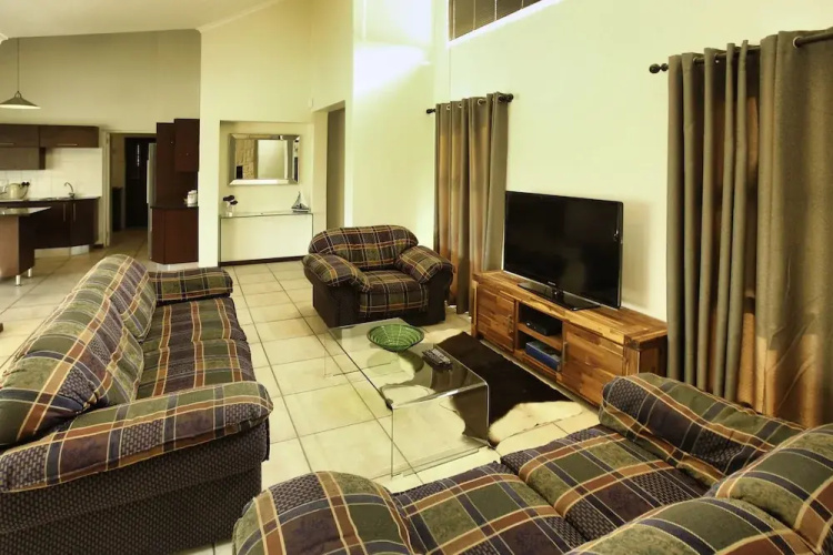Bailee's Place Langebaan 6-sleeper