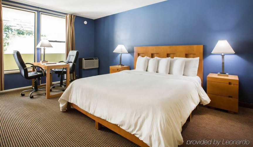La Luna Inn, an Ascend Collection Hotel