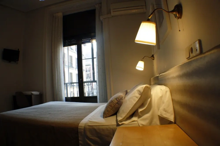 Economy Twin room