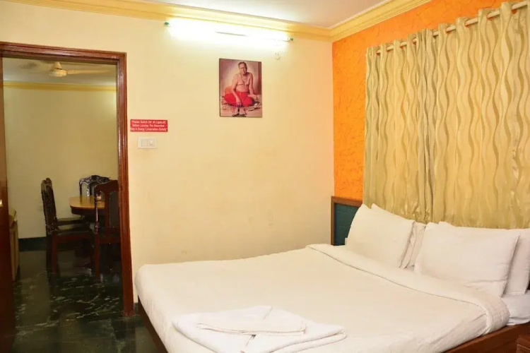 Hotel Sai Sahavas