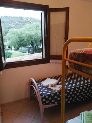 3 Bedrooms Cottage with balcony